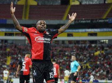 Pumas fue víctima de sus errores y cayeron en su visita al Atlas