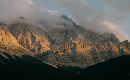 La influencer Sofia Cheung muere al caer de un acantilado por una selfie