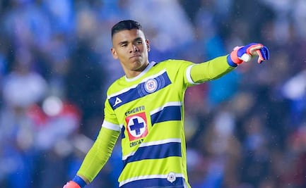 Monterrey levanta interés por Kevin Mier portero del Cruz Azul: ¿Cuál es la postura de la Máquina?