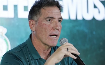 Eduardo Berizzo, director técnico del León, apuntó contra Mikel Arriola; "La FMF debería respaldarnos, no pensar sustitutos"