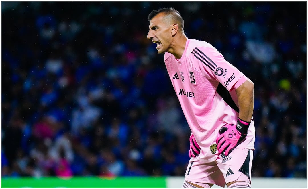 Nahuel Guzmán vs Cruz Azul Foto: Imago7