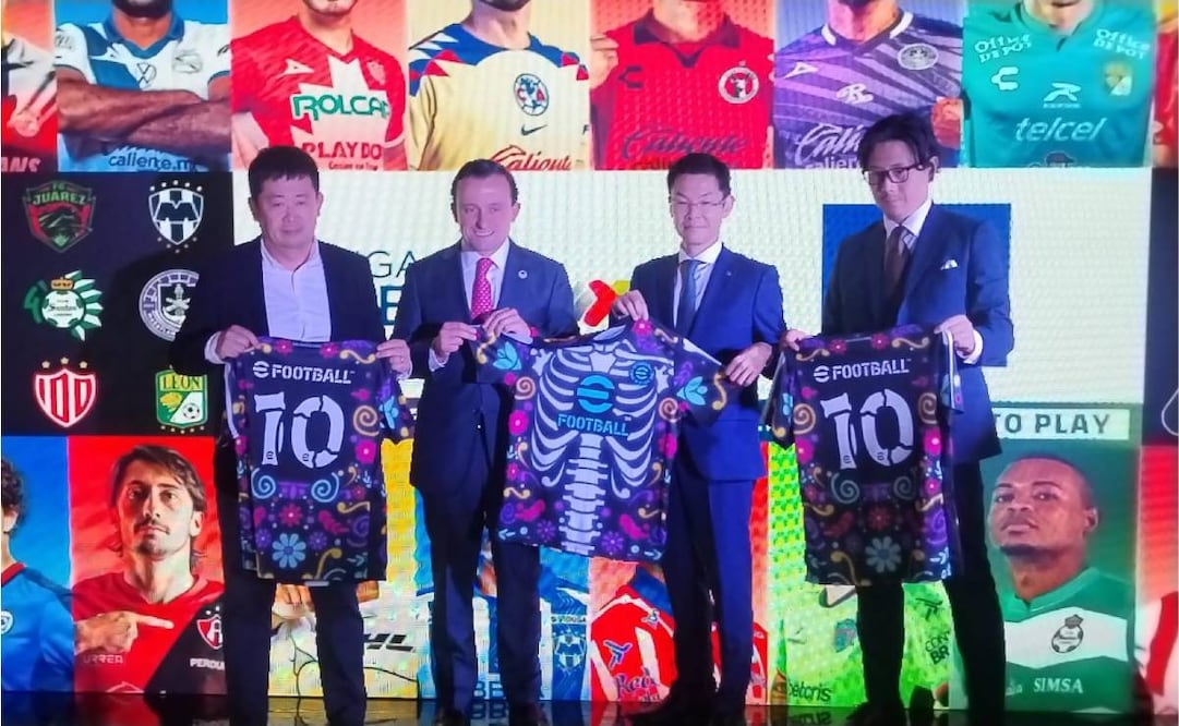 Mile Arriola presentó el nuevo formato de la eLiga MX. Foto: Óscar Torres