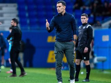 Barcelona hace oficial la salida de Rafel Márquez