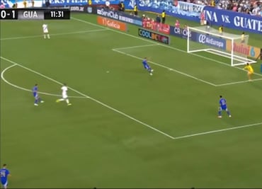 VIDEO: El insólito gol de Lionel Messi frente a Guatemala por un error del portero