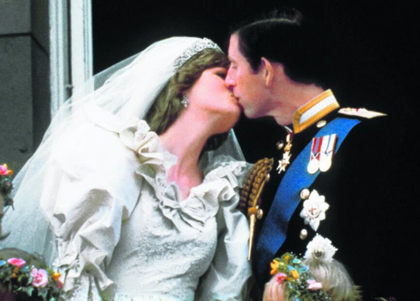 El príncipe Carlos y los 10 amores que tuvo antes de Lady Di