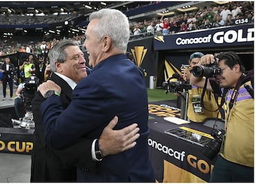 Javier Aguirre mandó un mensaje de apoyo al Piojo Herrera: "A ver si llegamos al Mundial, pinche Miguel"