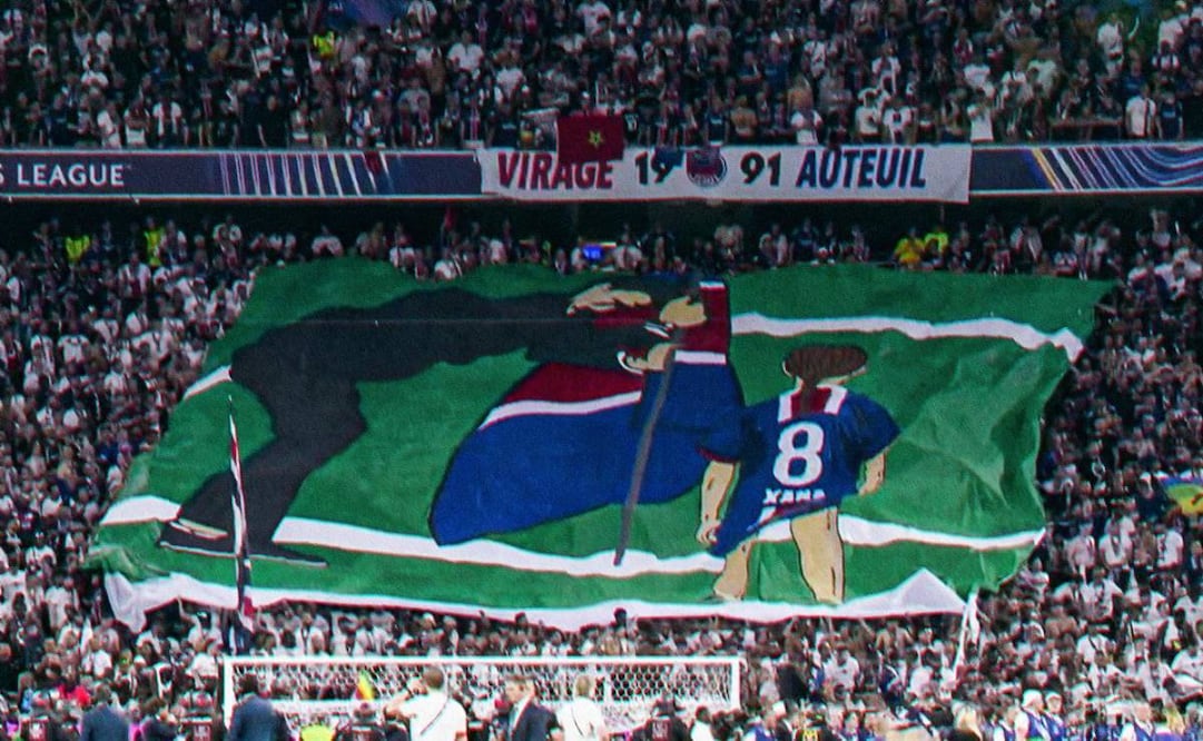Este es el tifo que le dedicó la afición del PSG a Xana, hija de Luis Enrique que falleció en 2019. Foto: Especial