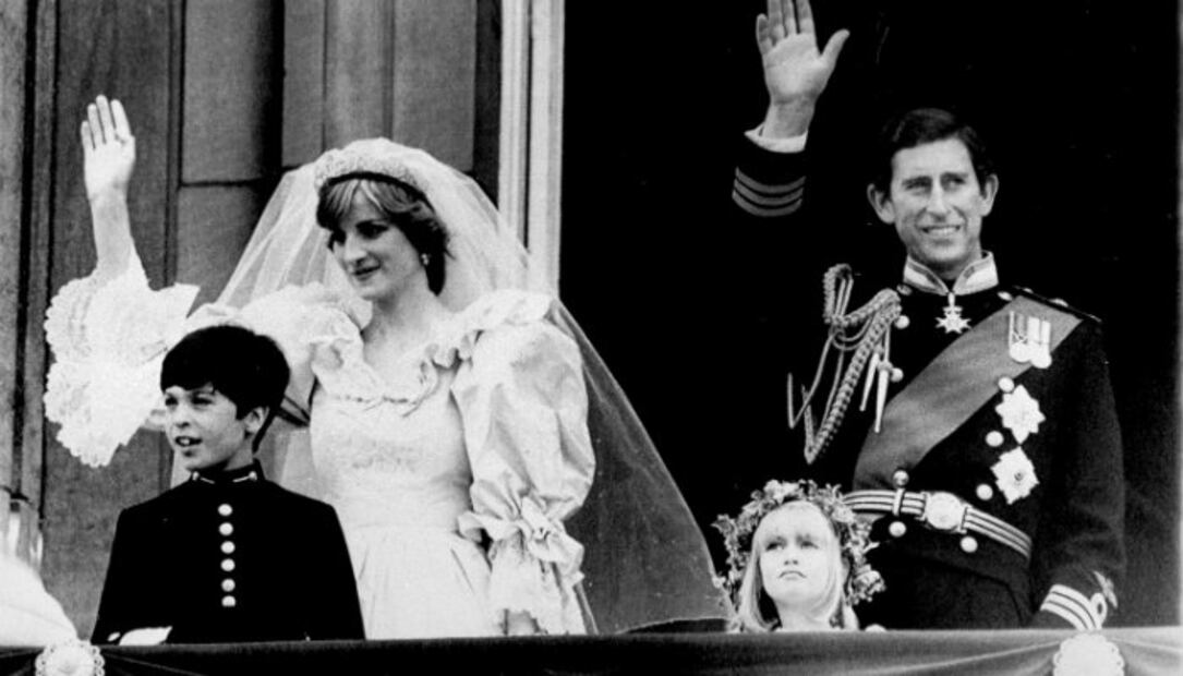 10 detalles indiscretos sobre la boda de Lady Di y el príncipe Carlos