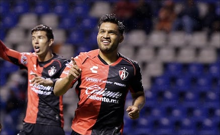 Atlas se impone al Puebla en condición de visitante con un doblete de Eduardo Aguirre