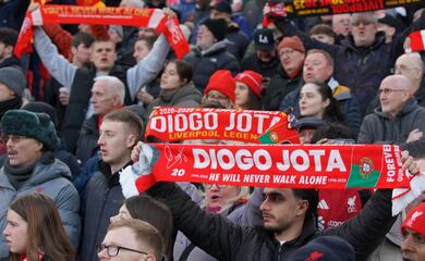 Diogo Jota es homenajeado durante partido del Liverpool vs Wolverhampton
