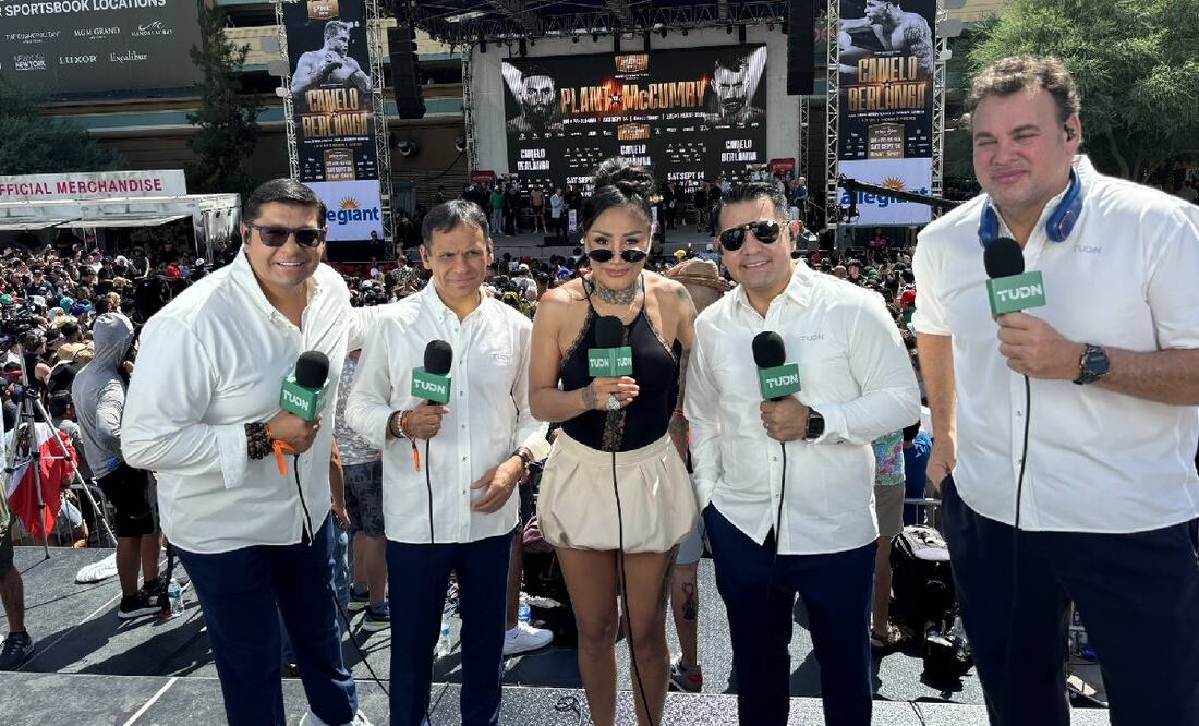 David Faitelson sólamente pudo estar en la ceremonia de pesaje del Canelo Álvarez y Edgar Berlanga. Foto: Especial