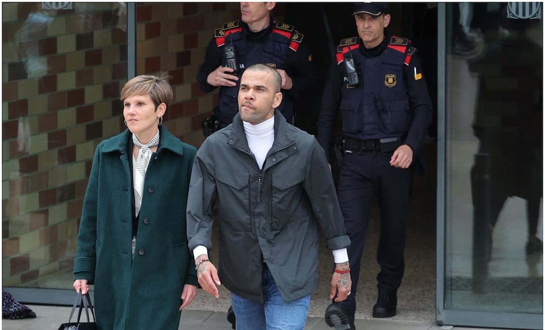 Dani Alves abandona la prisión FOTO: AFP