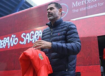 Fernando Hierro dejaría a Chivas al final del torneo para ir a Arabia Saudita; ya tendrían a su reemplazo