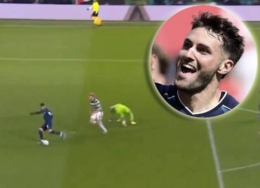 Santiago Giménez volvió a anotar en Champions League, pero se lo anularon por fuera de lugar