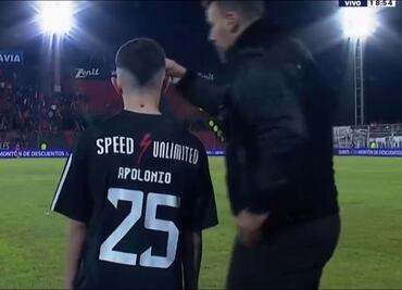 Mateo Apolonio, el niño de 14 años que debutó en la primera división de Argentina