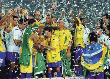 Brasil bailó al ritmo de samba por su pentacampeonato en Corea-Japón 2002