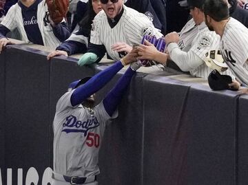 Rob Gronkowski reconoció al sujeto que le quitó la bola a Mookie Betts: Era un maniaco, iba conmigo en la Universidad