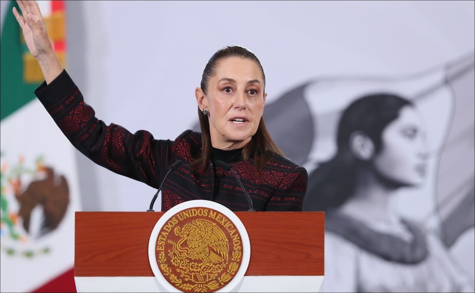 Claudia Sheinbaum admitió que el costo de los boletos del Mundial 2026 están elevados. FOTO: EFE