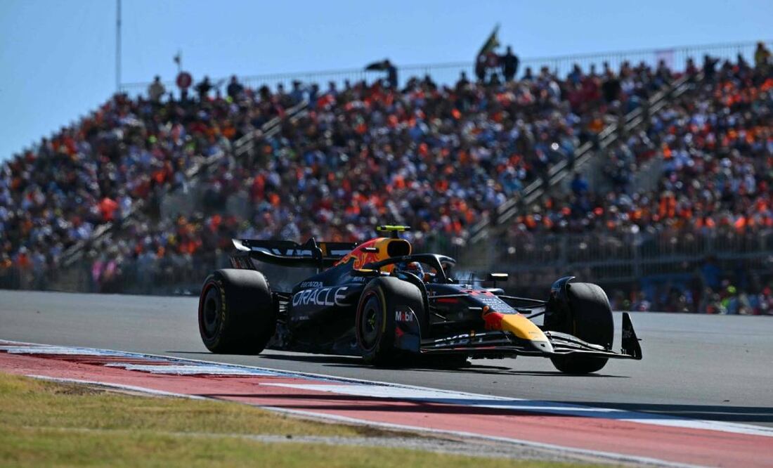 El mexicano suma buenos puntos, pero sigue con la tarea pendiente de regresar al podio. Foto: AFP