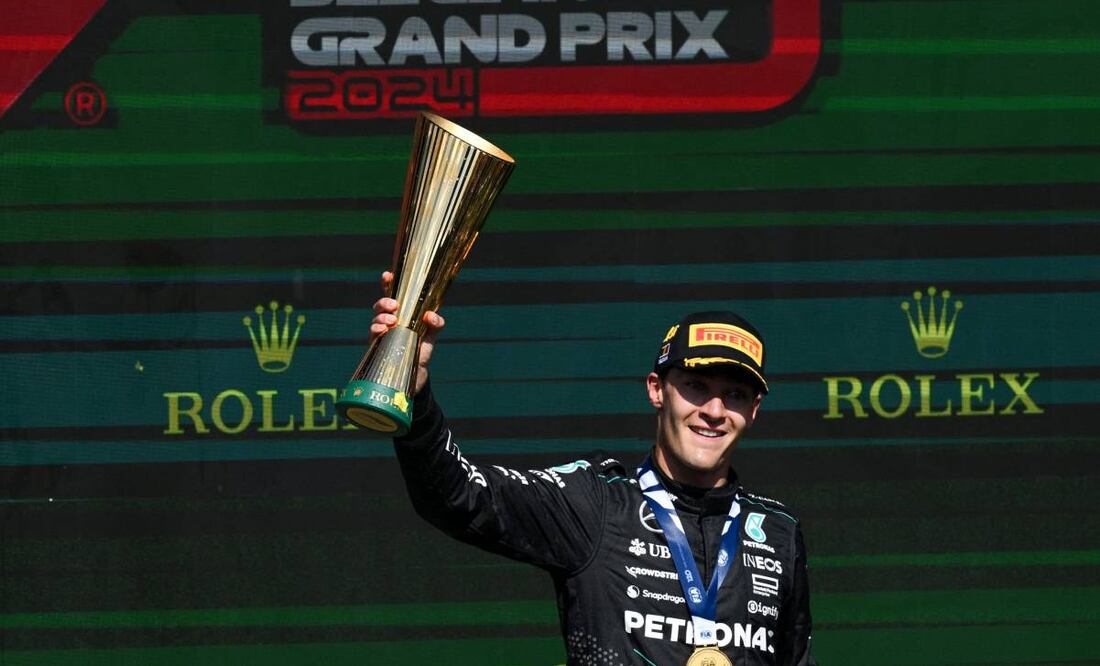 El ganador George Russell ha sido descalificado de la carrera. AFP.