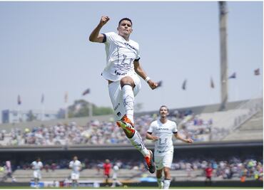 Memo Martínez hace doblete ante Xolos; suma 6 goles en el Clausura 2024