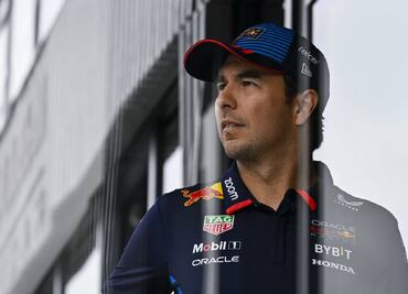 Checo Pérez asegura que tiene una deuda enorme con Red Bull