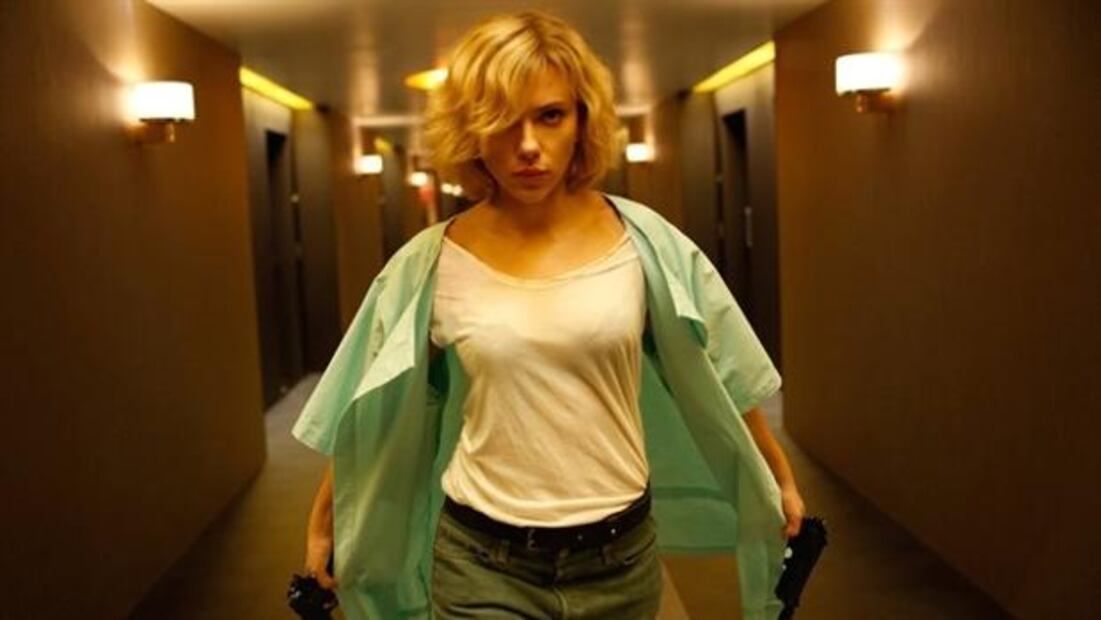 El desnudo total de Scarlett Johansson y 10 películas donde derrocha talento