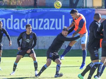 Cruz Azul derrotó a Querétaro en su último juego de pretemporada y el Toro Fernández volvió a anotar