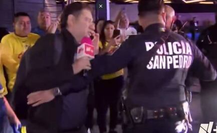 Reportero de TUDN discute con policías en plena transmisión