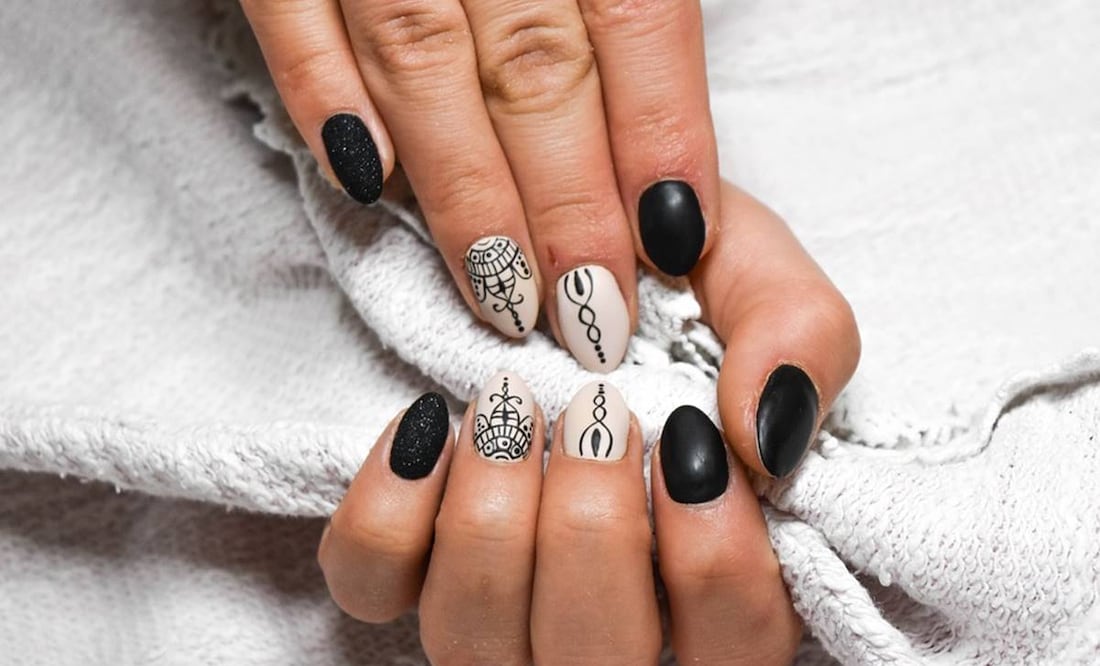 10 ideas originales de manicura francesa pero en color negro
