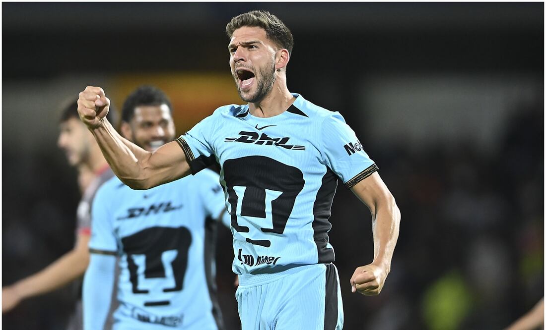 Lisandro Magallán celebrando con Pumas - Foto: Imago7