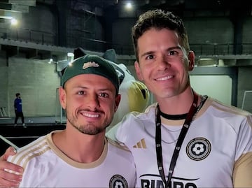 Sergio Dipp aconseja a Chicharito Hernández salir de Chivas: “Vete porque no te dan las oportunidades y no te valoran”