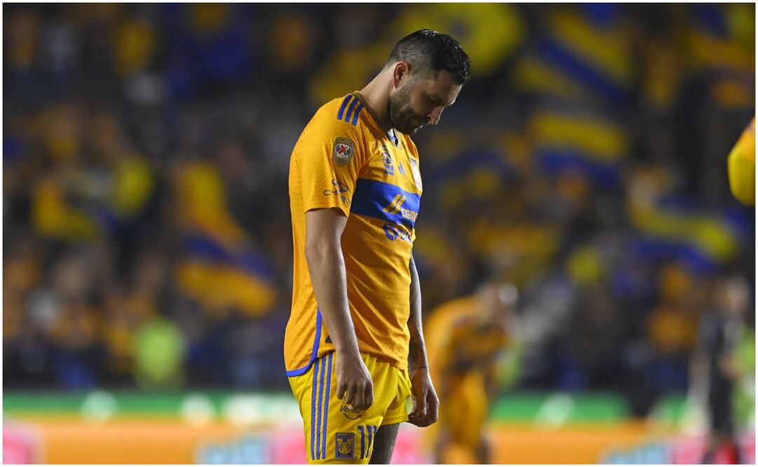 André-Pierre Gignac con Tigres en el Volcán triste tras fallar una ocasión / FOTO: Imago7