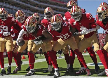 Los 49ers de San Francisco pusieron fin a su racha de dos derrotas tras vencer 30-13 a los Patriots