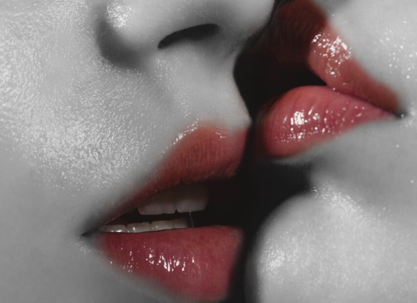 El significado de 10 diferentes tipos de besos 