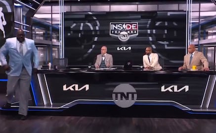 Shaquille O’Neal salió corriendo en plena transmisión para ir al baño