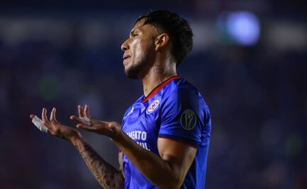 Cruz Azul ya tiene al sustituto de Carlos Salcedo para el Apertura 2024