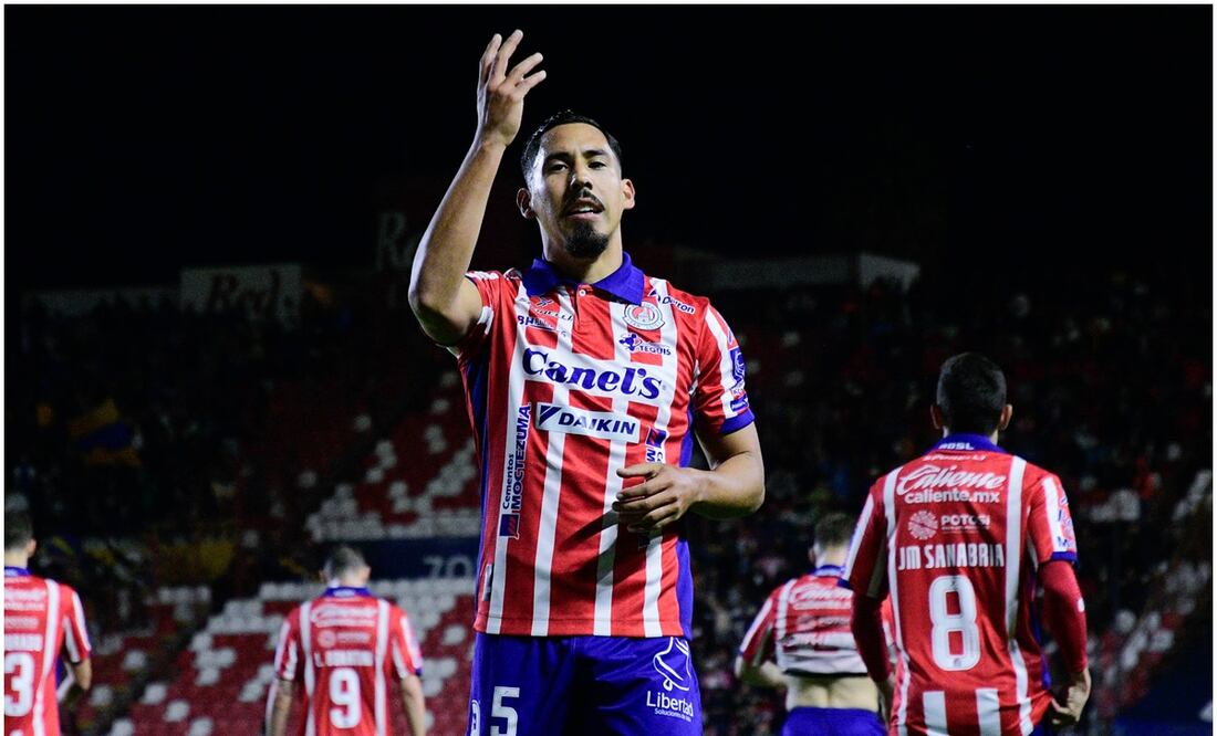 Ricardo Chávez celebrando su gol con San Luis ante Rayados / FOTO: Imago7