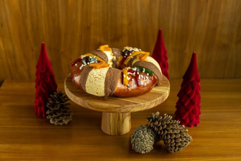 Disfruta de una deliciosa Rosca de Reyes Magos al estilo francés