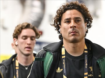 Guillermo Ochoa ficha con el AEL Limassol y apunta al Mundial 2026