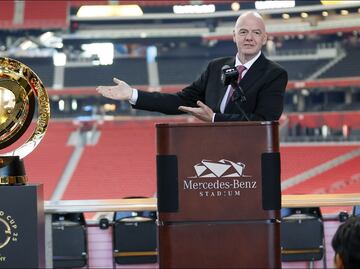 Gianni Infantino fue visto en Televisa ¿Arreglando lo del América en el Mundial de Clubes?