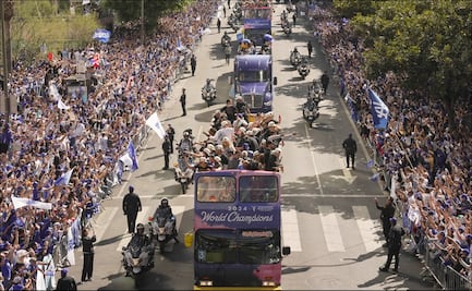 Los Dodgers hicieron vibrar a la ciudad de Los Ángeles con su desfile y evento en su estadio