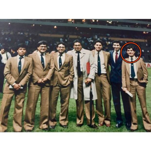 Gerardo Valtierra compartió micrófono con comentaristas como Arturo Rivera, Enrique Burak, entre otros. Foto: @g_valtierra