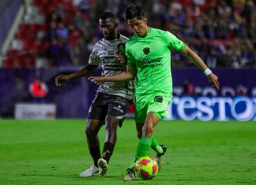 Atlético de San Luis se lleva el triunfo ante FC Juárez; Oscar Macías salva a los potosinos