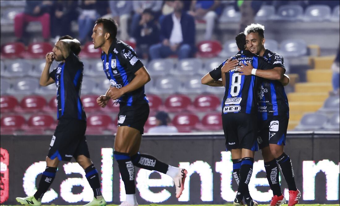 Querétaro se aprovechó de un débil Atlético San Luis y le propinó su tercer descalabro sucesivo / FOTO: Imago7