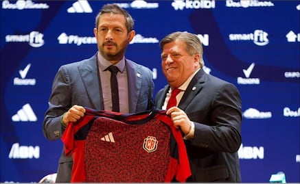 'Piojo' Herrera fue presentado como nuevo timonel de Costa Rica: "Estoy muy contento e ilusionado'