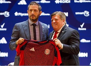 'Piojo' Herrera fue presentado como nuevo timonel de Costa Rica: "Estoy muy contento e ilusionado'