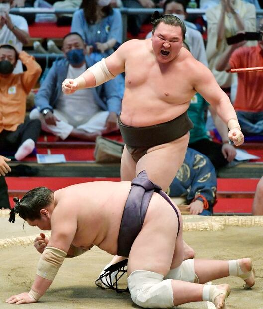Él es Hakuho Sho, el mejor luchador de sumo de todos los tiempos 