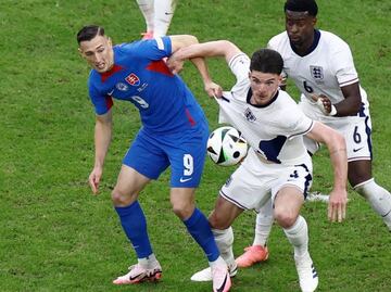 Inglaterra sufre ante Eslovaquia y gana el encuentro en los tiempos extras, en los octavos de final de la Eurocopa