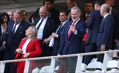 El rey Felipe VI de España acompañó a su selección en la Copa del Mundo en Guadalajara. FOTO: Agencias